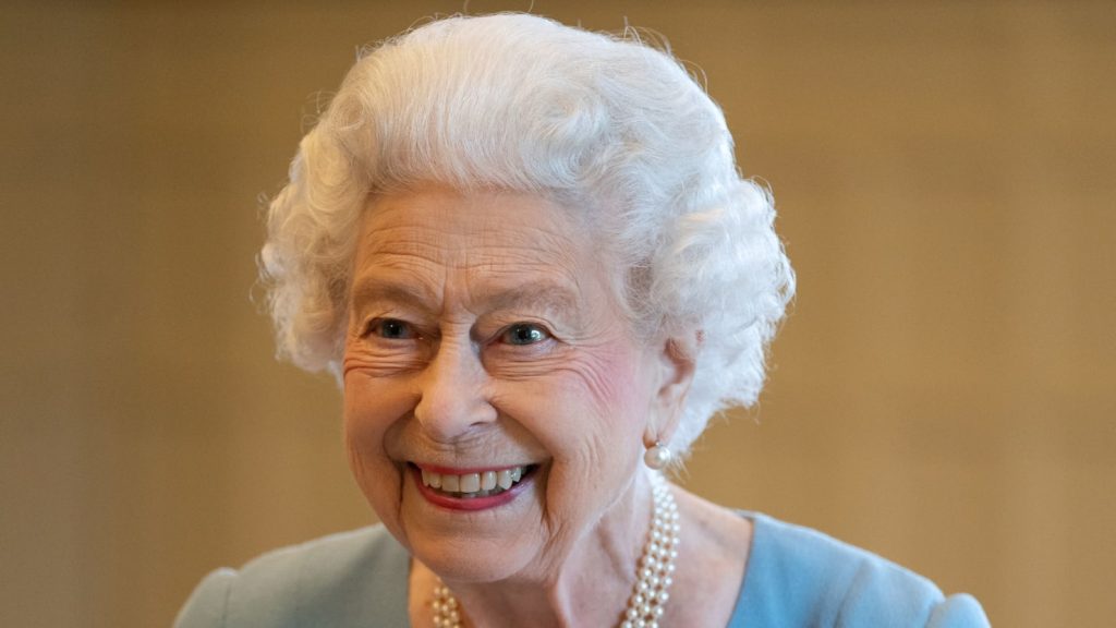 La reina Isabel, enferma con COVID, cancela publicaciones, el anuncio de último minuto pone nervioso