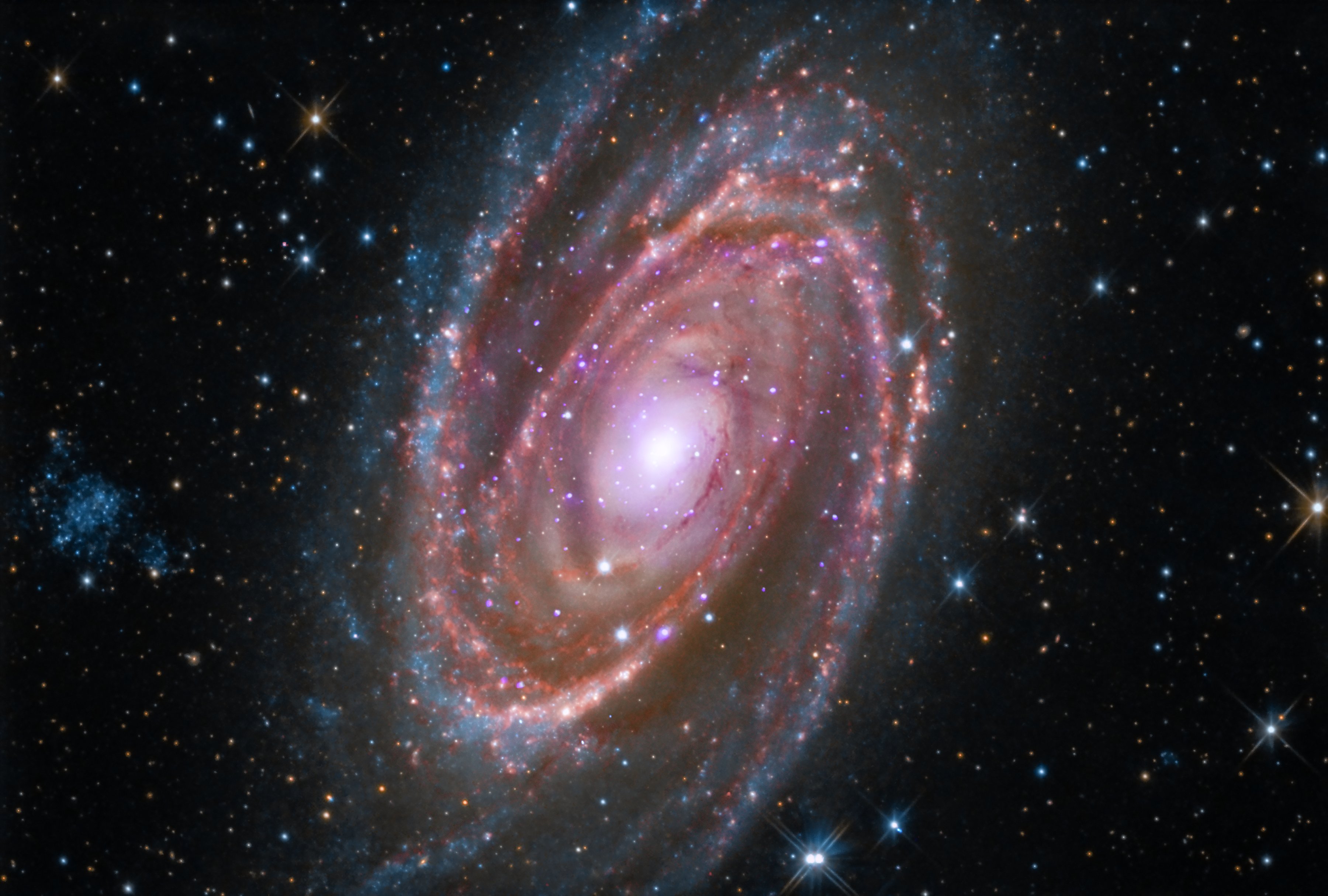 La galaxia espiral M81 se encuentra a unos 12 millones de años luz de la Tierra.