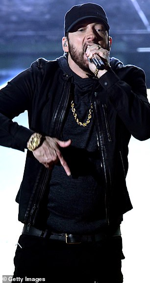 Parton ha indicado que no quiere recibir votos de otros candidatos, incluidos Eminem (en la foto) y Carly Simon.