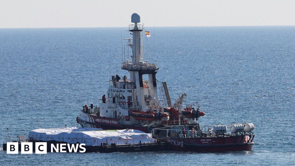 Guerra de Gaza: el barco de primeros auxilios zarpa de Chipre
